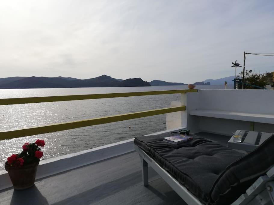 The Yellow Boat House Klima  외부 사진